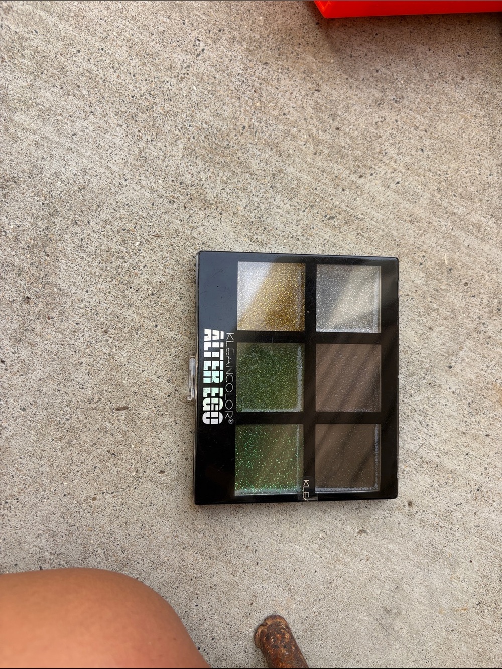 Kleancolor Green & Gold Shimmer Six-Color Eyeshadow Palette